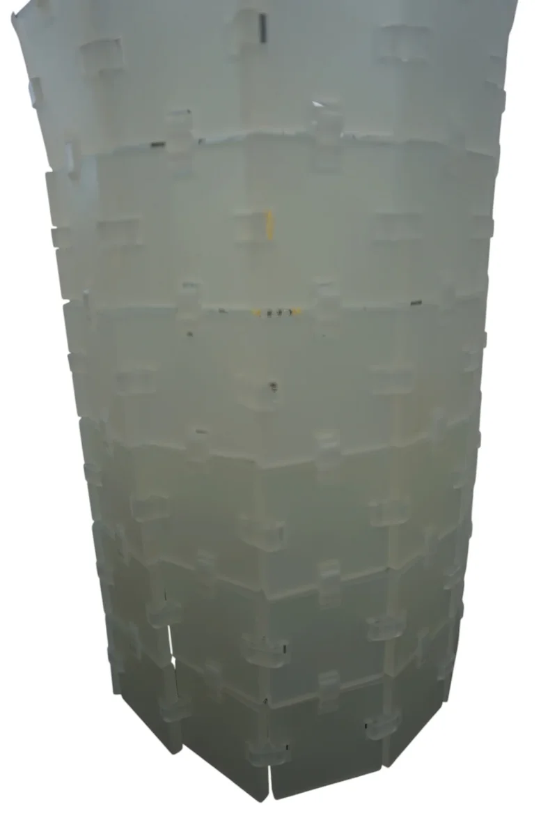 Detail of the Bloc T shade: interlocking frosted polycarbonate modules joined by transparent clips