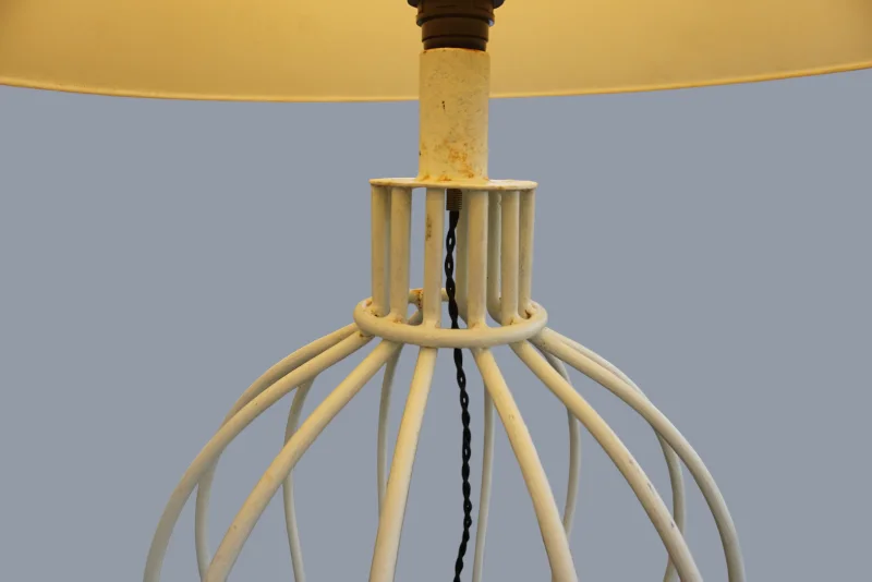 Stehlampe im Stil einer Mille Pratt von Jean Royer