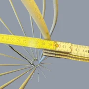 Stehlampe im Stil einer Mille Pratt von Jean Royer